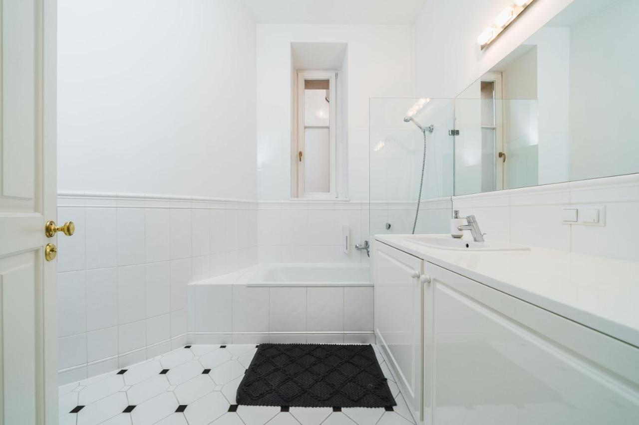 Classy Old Town - By Upstairs Apartment Krakau